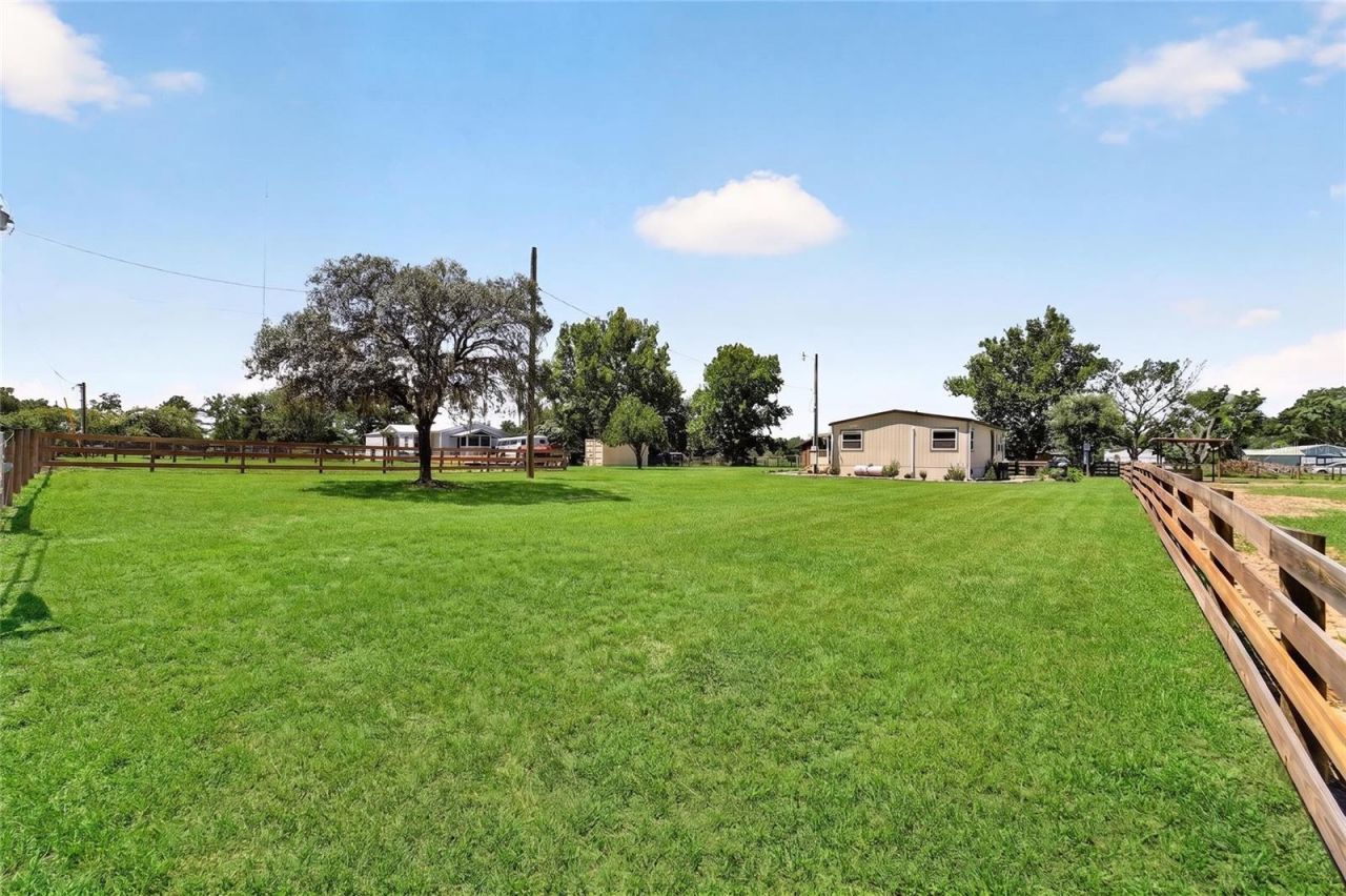 8600 NE 41st Court, Anthony, FL 32617 Photo