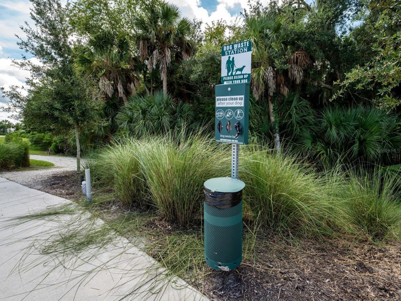 8632 Lunar Skye Street, Sarasota, FL 34241 Photo