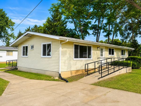 1100 Denhard Drive , Ottawa, IL 61350