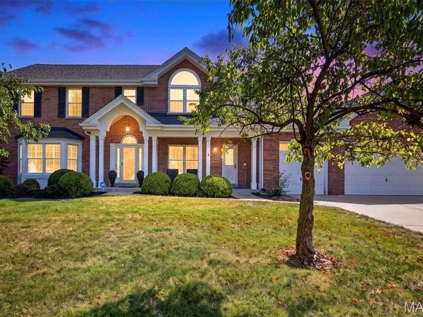847 Chancellor Heights Drive, Ballwin, MO 63011
