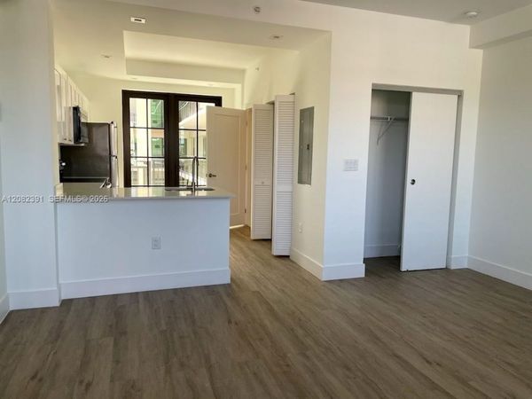 4100 SW 64th Ave , Unit 204, Davie, FL 33314