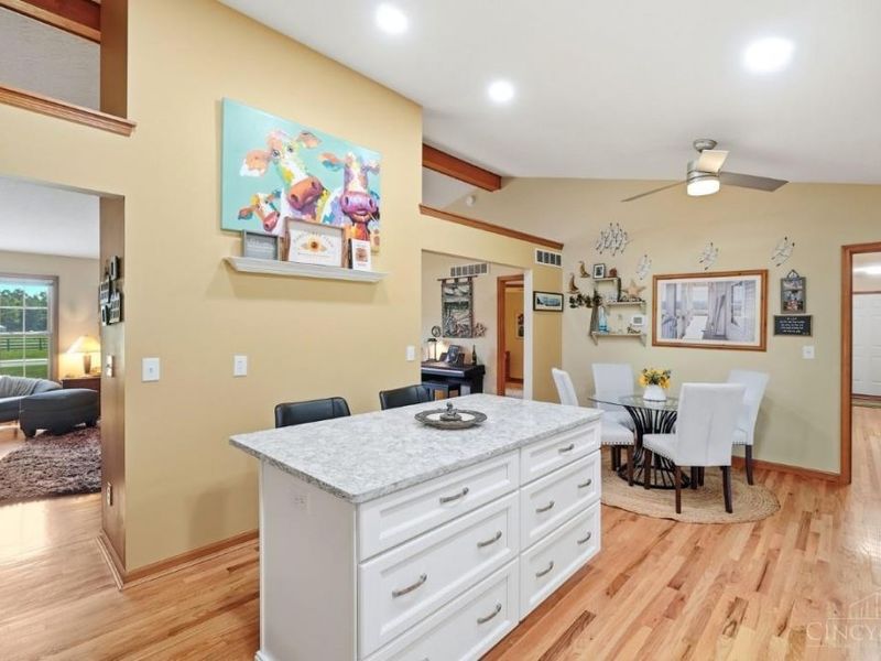 8215 Morgans Run Drive, Harlan Township, OH 45152 Photo 17