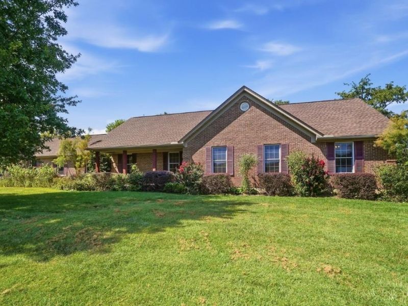 8215 Morgans Run Drive, Harlan Township, OH 45152 Photo 3