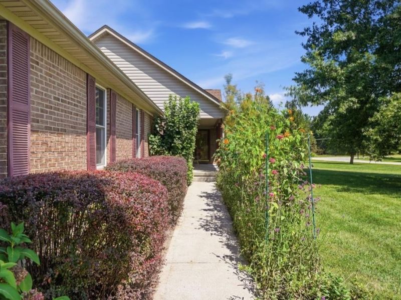 8215 Morgans Run Drive, Harlan Township, OH 45152 Photo 6