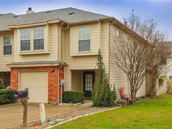 3933 Fernando Drive, Fort Worth, TX 76040