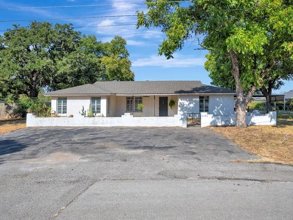 6106 Guilford Street, Forest Hill, TX 76119