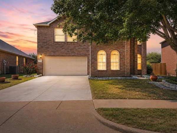 9013 Saratoga Road, Fort Worth, TX 76244