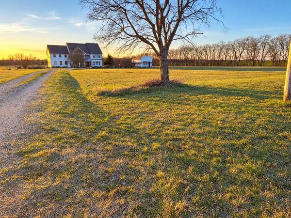5077 E Line (10acres) Road, Whitewright, TX 75491