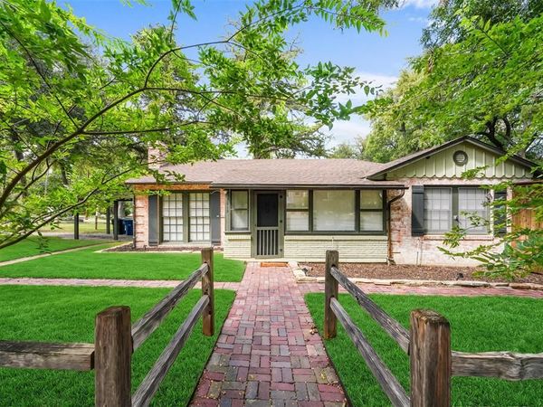 2819 Alden Avenue, Dallas, TX 75211