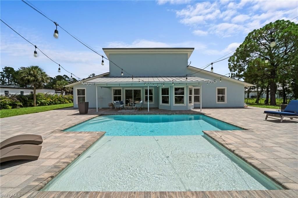 681 15th St Sw, Naples, FL 34117 Photo