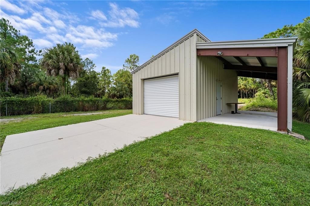 681 15th St Sw, Naples, FL 34117 Photo