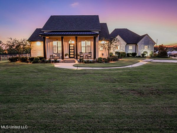 284 Disciple Drive, Brandon, MS 39047
