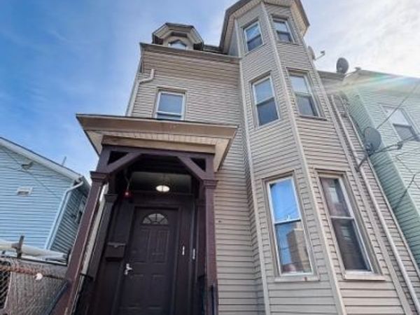 393 Straight St, Paterson, NJ 07501