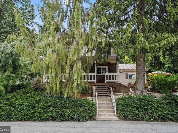 390 MILLER RD , ELIZABETHTOWN, PA 17022