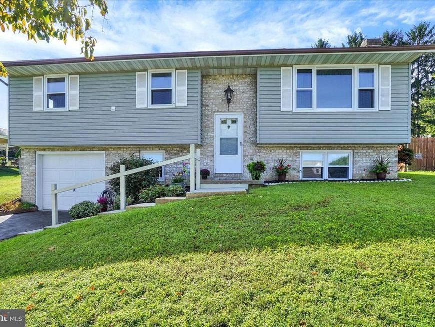 3490 Kingston Road , York, PA 17402 Main Photo