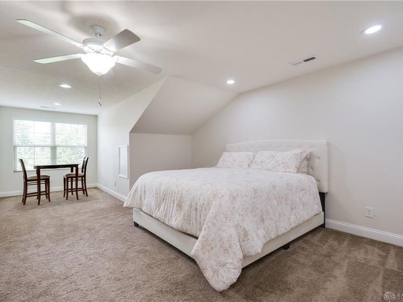 156 Scarborough Village Drive, Dayton, OH 45458 Photo 32
