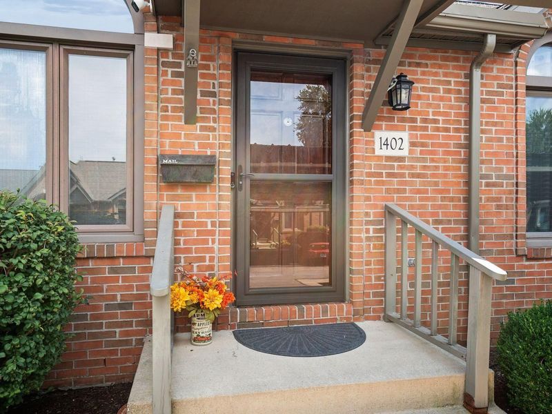 1402 Pegwood Drive, Columbus, OH 43229 Photo 4