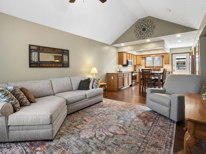 1402 Pegwood Drive, Columbus, OH 43229 Photo 5