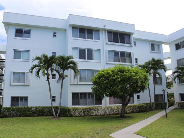 6698 10th Avenue N, Unit 218, Lake Worth, FL 33467