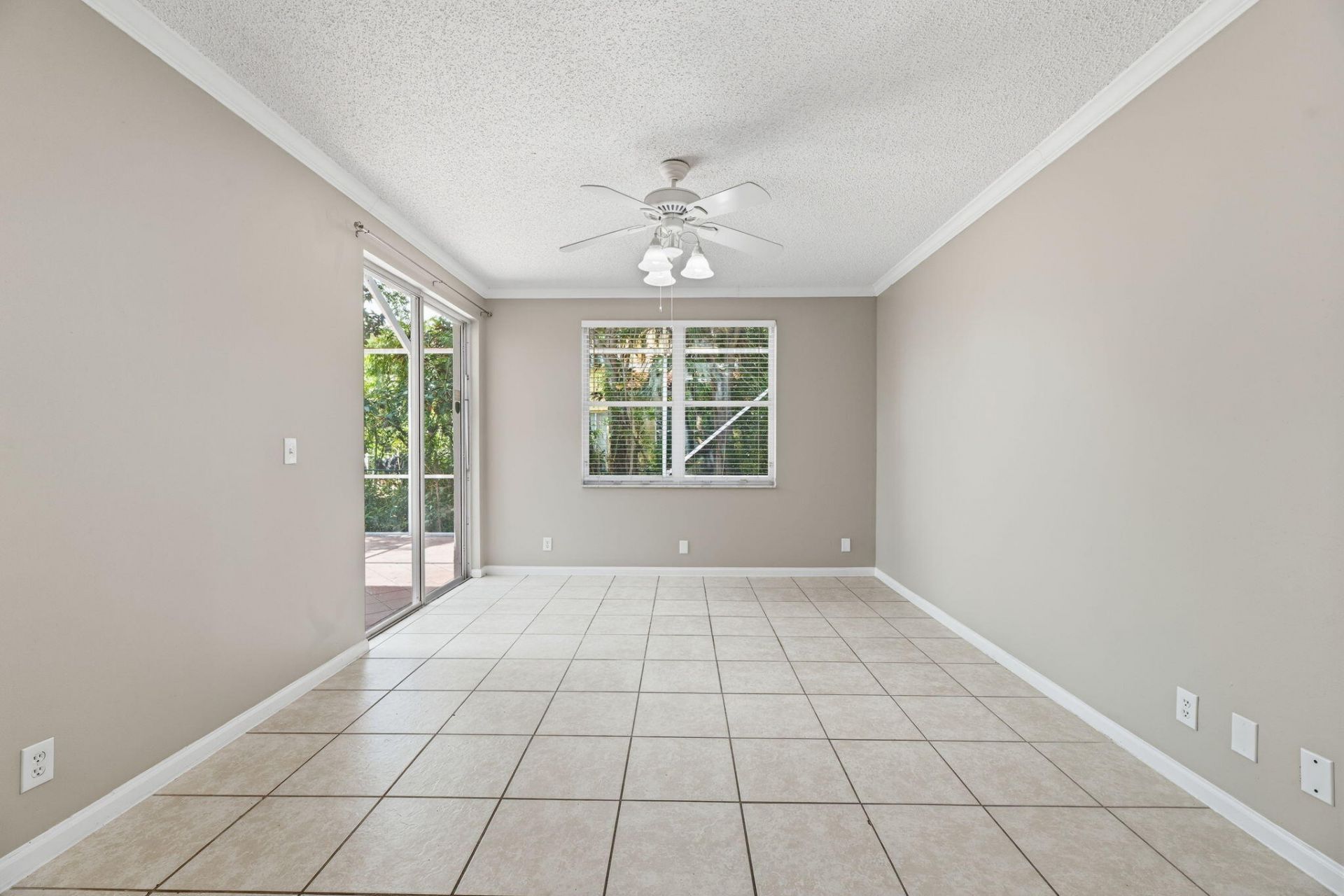 4745 NW 114th Drive, Coral Springs, FL 33076 Photo