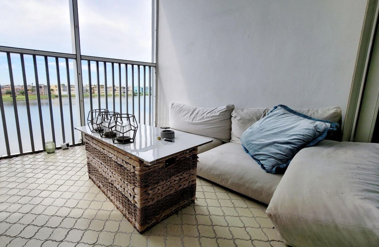 1660 NE 191st Street, Unit 308-1, Miami, FL 33179 Photo