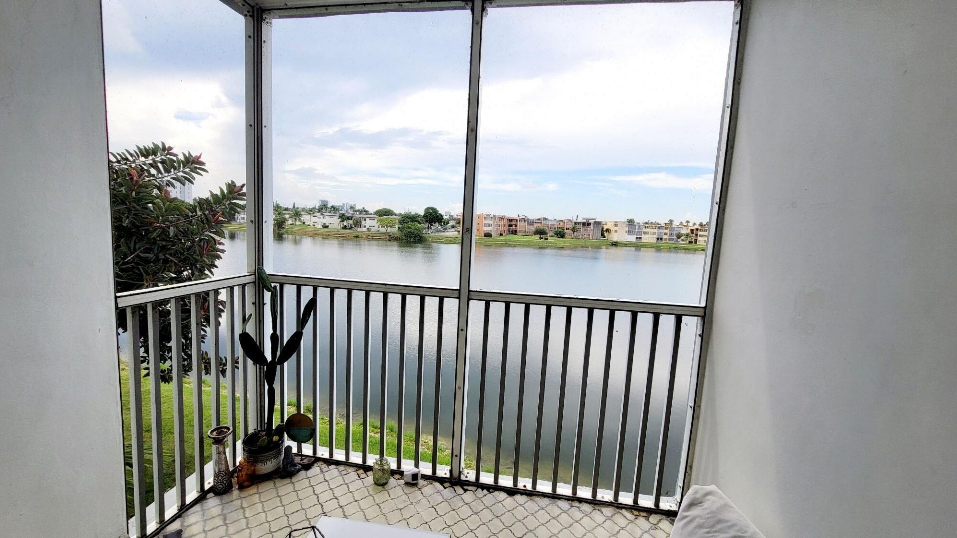 1660 NE 191st Street, Unit 308-1, Miami, FL 33179 Photo
