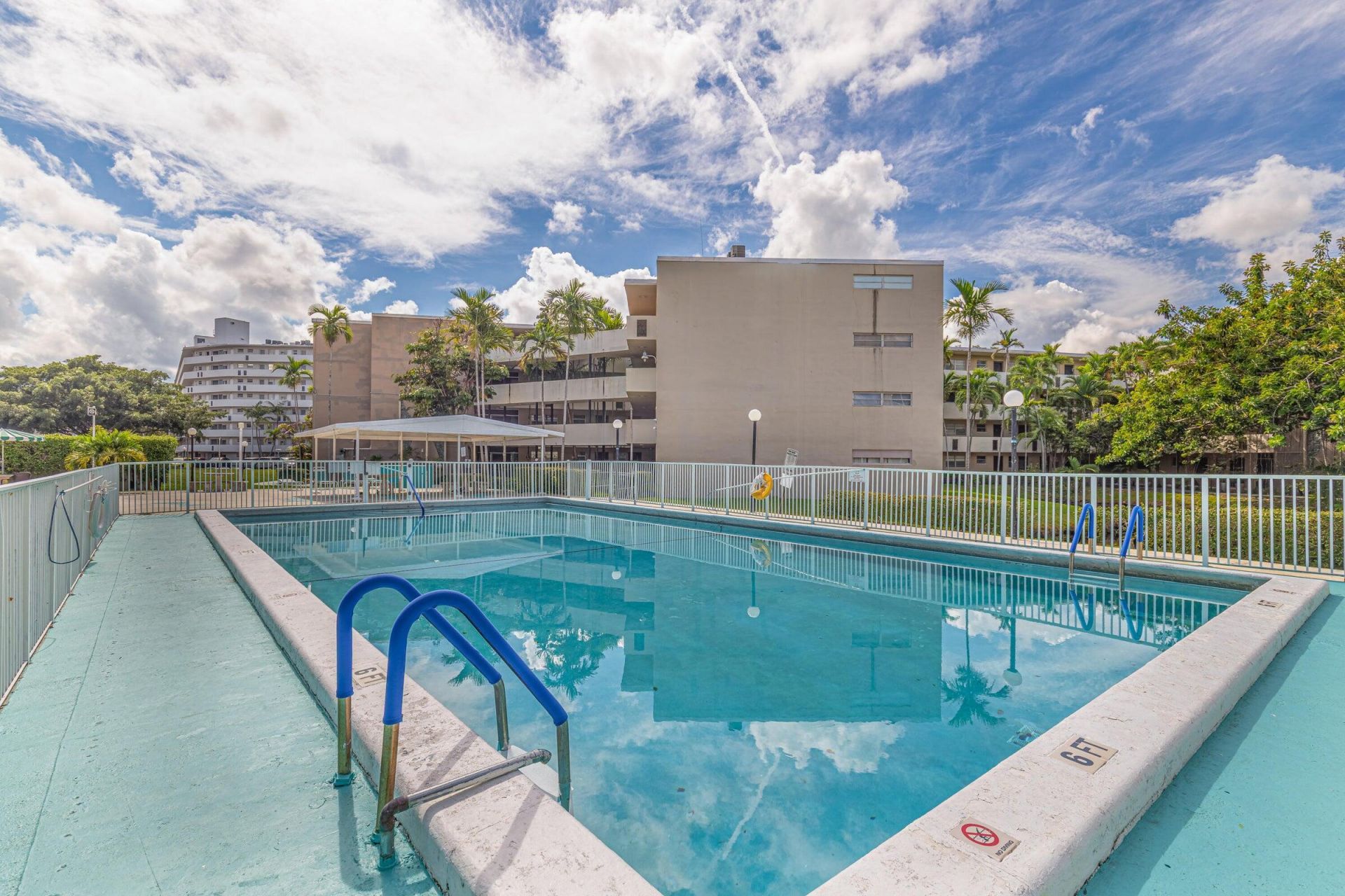 1660 NE 191st Street, Unit 308-1, Miami, FL 33179 Photo