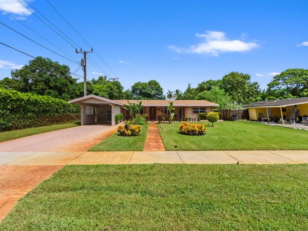 316 NW 44th Avenue, Plantation, FL 33317