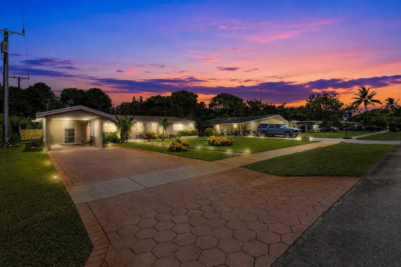 316 NW 44th Avenue, Plantation, FL 33317 Photo