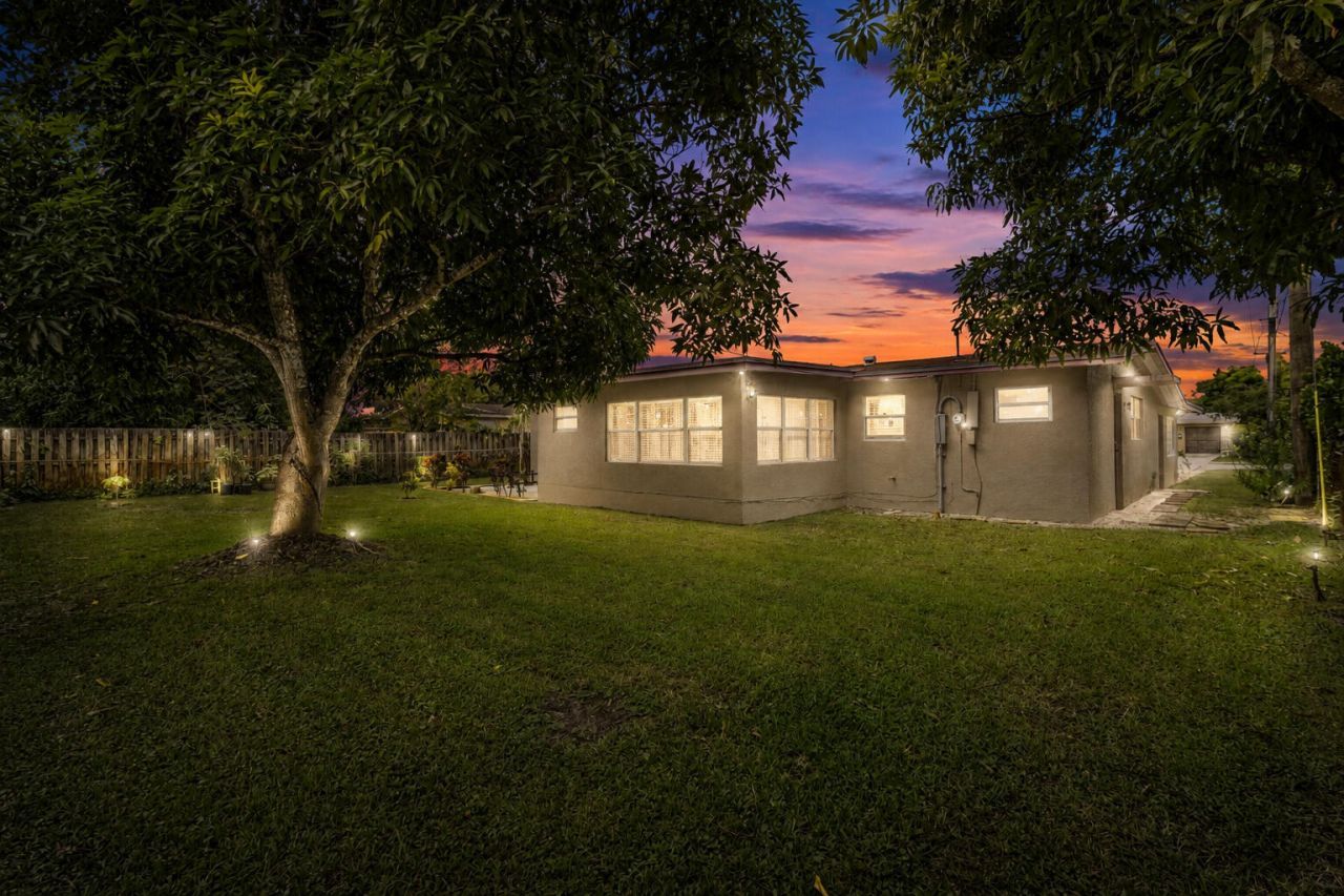 316 NW 44th Avenue, Plantation, FL 33317 Photo