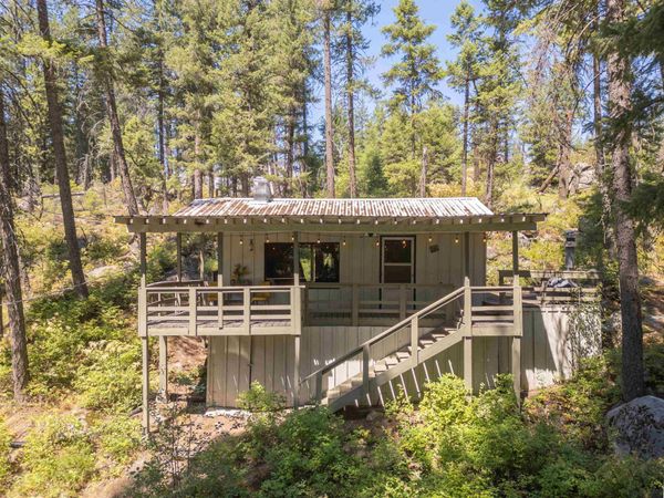 7411 Fertile Valley Rd, Newport, WA 99156