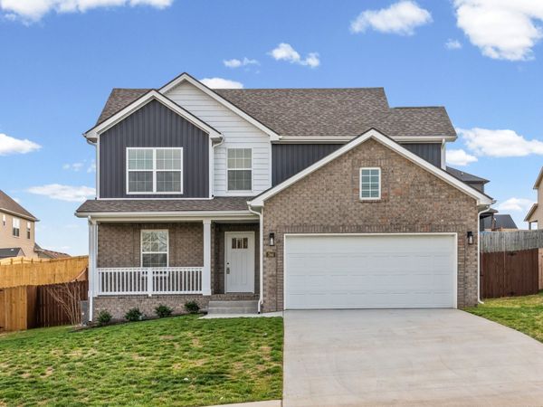 404 Park Glen Ln , Clarksville, TN 37042