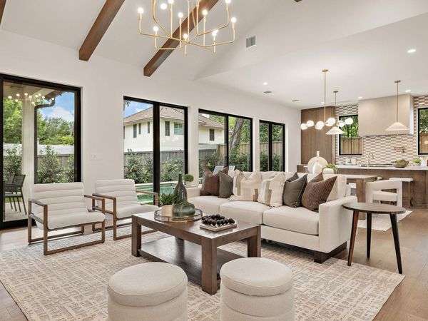2705 Warren ST, Austin, TX 78703