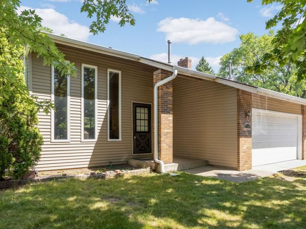 2704 Rolling Oaks Road, Burnsville, MN 55337