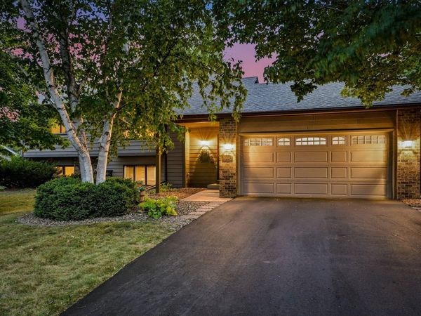 19002 Barrington Drive, Eden Prairie, MN 55346