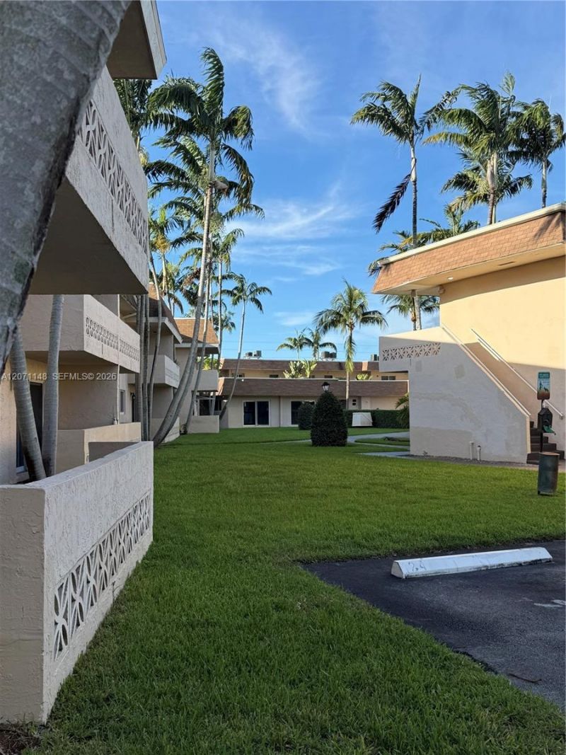 14500 SW 88th Ave, Unit 258, Palmetto Bay, FL 33176 Photo