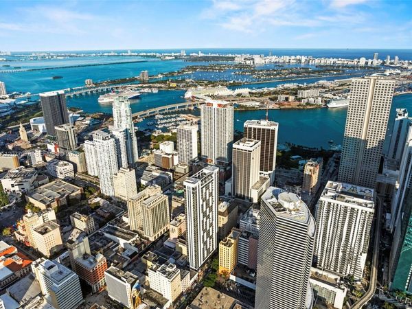 151 SE 1st St , Unit 2602, Miami, FL 33131