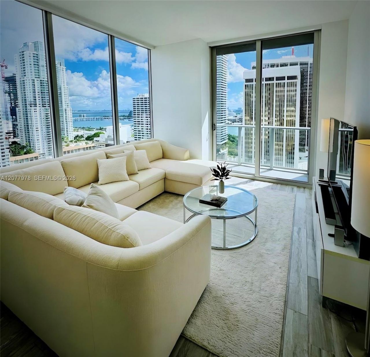 151 SE 1st St , Unit 2602, Miami, FL 33131 Photo