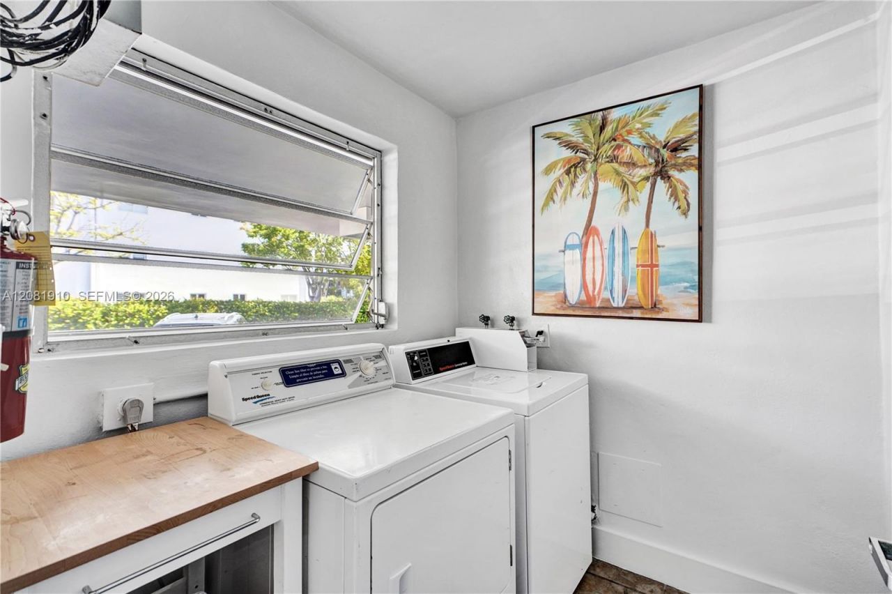 195 Sunrise Dr, Unit 7, Key Biscayne, FL 33149 Photo