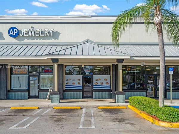 9510 SW 160th St, Miami, FL 33157