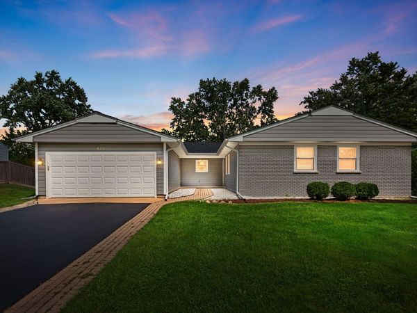 650 Twisted Oak Lane, Buffalo Grove, IL 60089