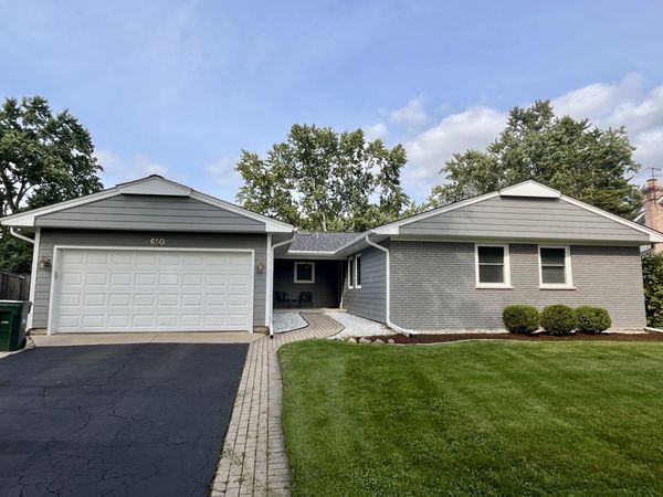 650 Twisted Oak Lane , Buffalo Grove, IL 60089