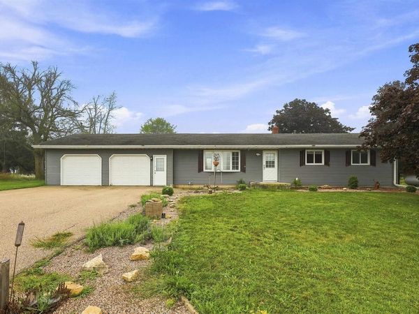 W4011 COUNTY ROAD E, Cecil, WI 54111