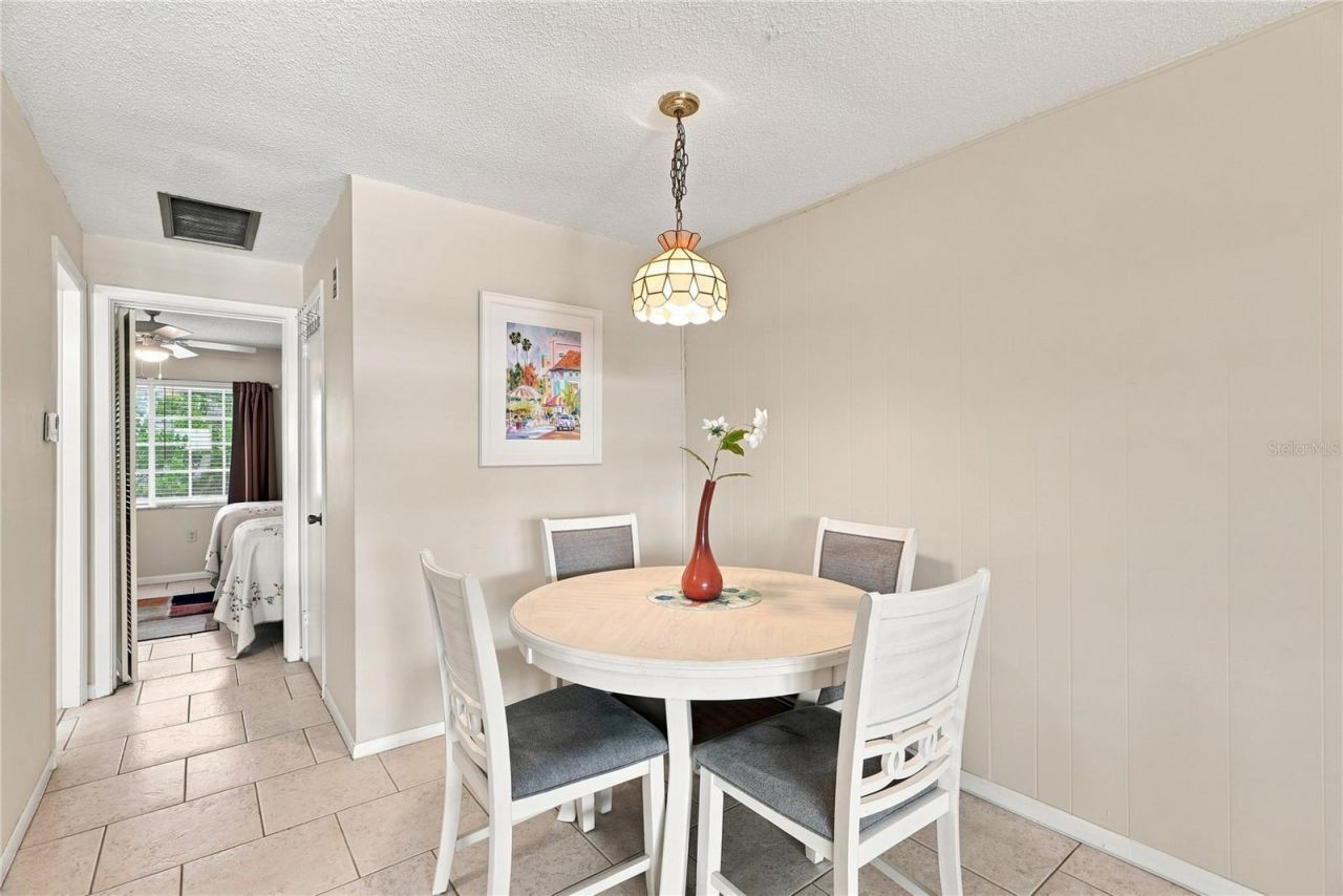 650 Pinellas Point Drive S, Unit 232, Saint Petersburg, FL 33705 Photo