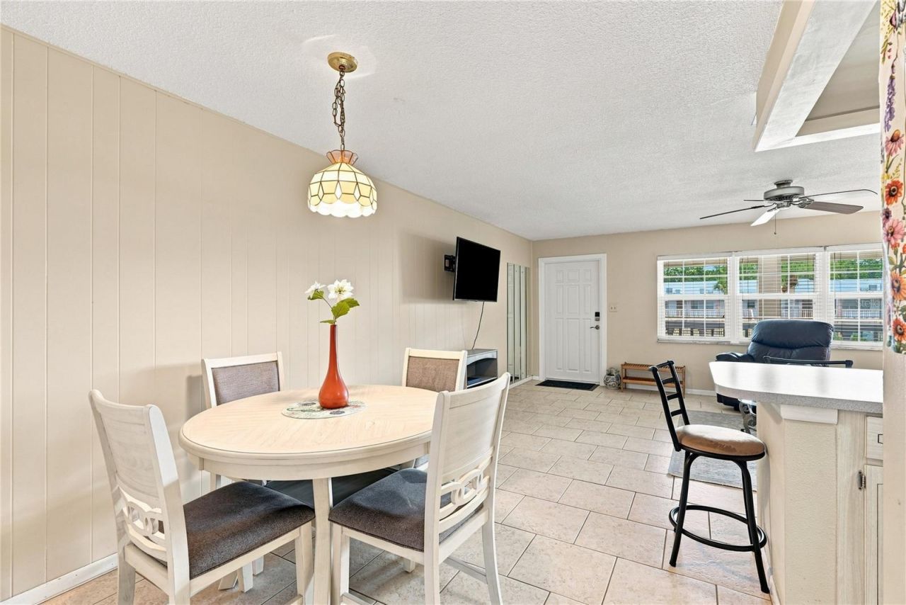 650 Pinellas Point Drive S, Unit 232, Saint Petersburg, FL 33705 Photo