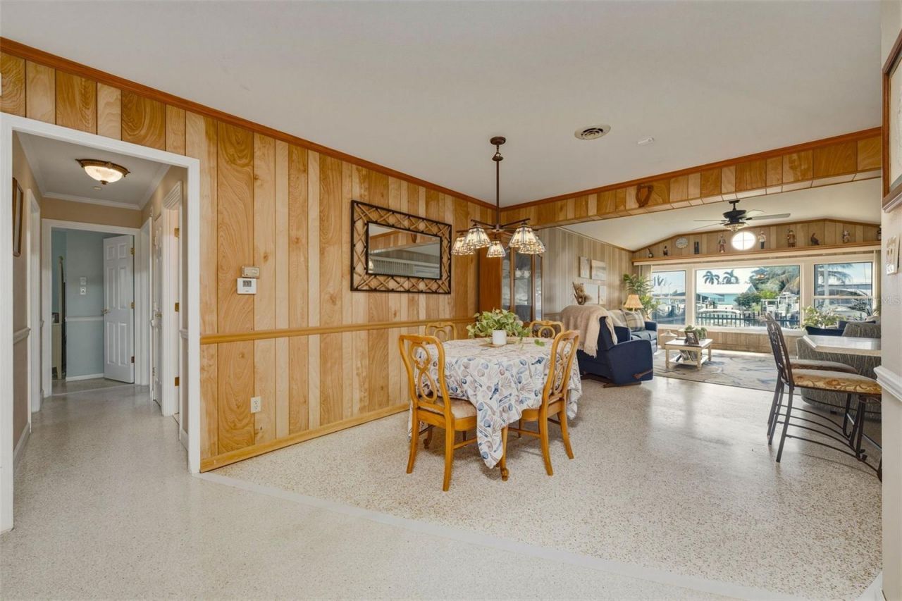 133 Holly Avenue, Sarasota, FL 34243 Photo
