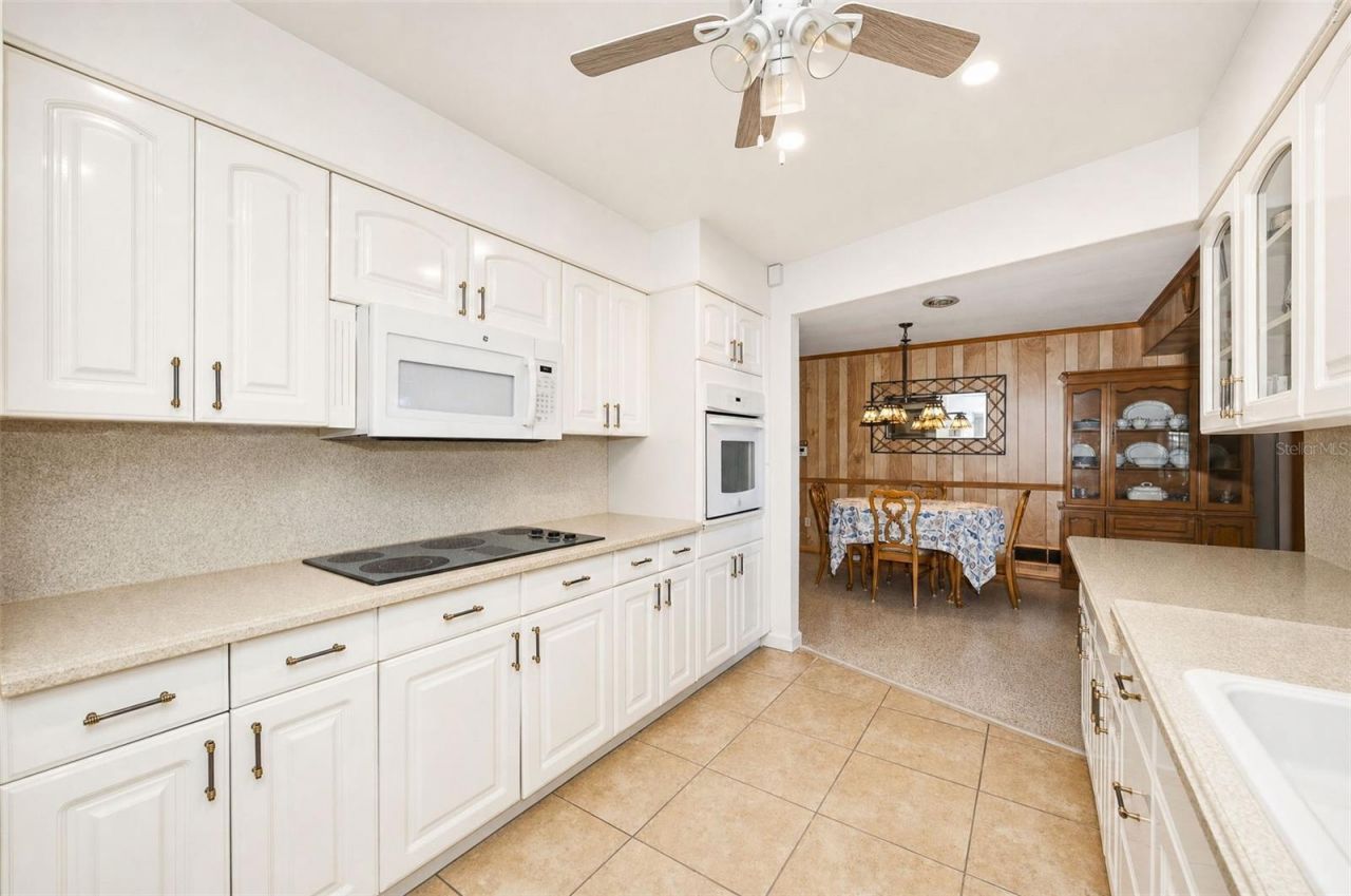 133 Holly Avenue, Sarasota, FL 34243 Photo