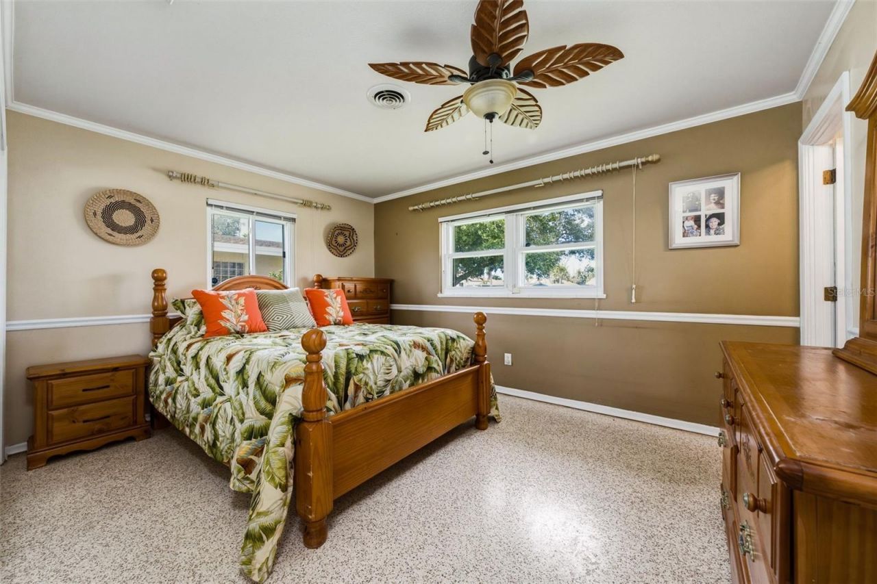 133 Holly Avenue, Sarasota, FL 34243 Photo