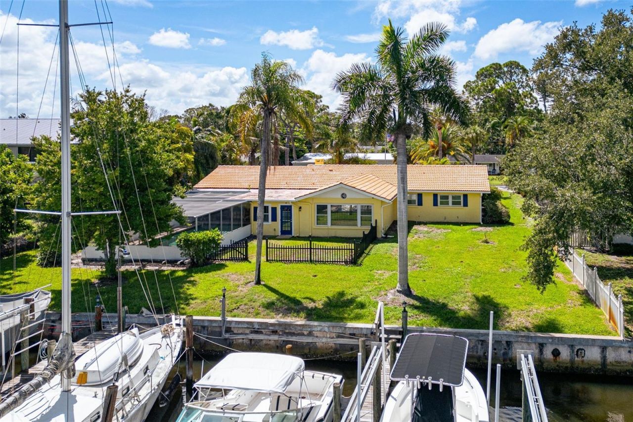 133 Holly Avenue, Sarasota, FL 34243 Photo
