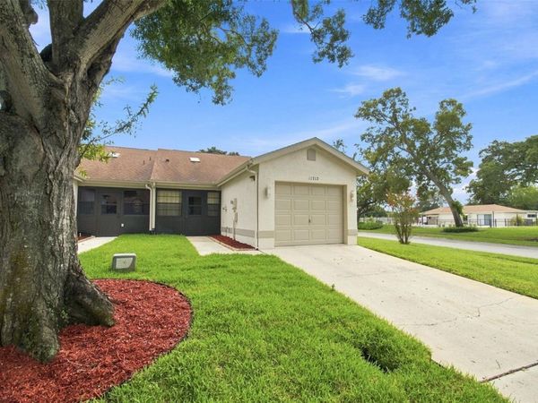 11712 SPRING TREE LANE , PORT RICHEY, FL 34668